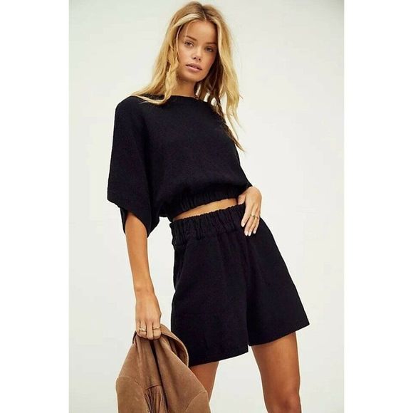 Free People Pants - NWT FREE PEOPLE BEACH Sz XS JENNA SWEATER SET SHORTS & PULLOVER SET BLACK